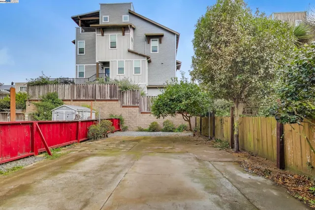 $1,198,000 | 325 1st Avenue, Daly City, CA 94014