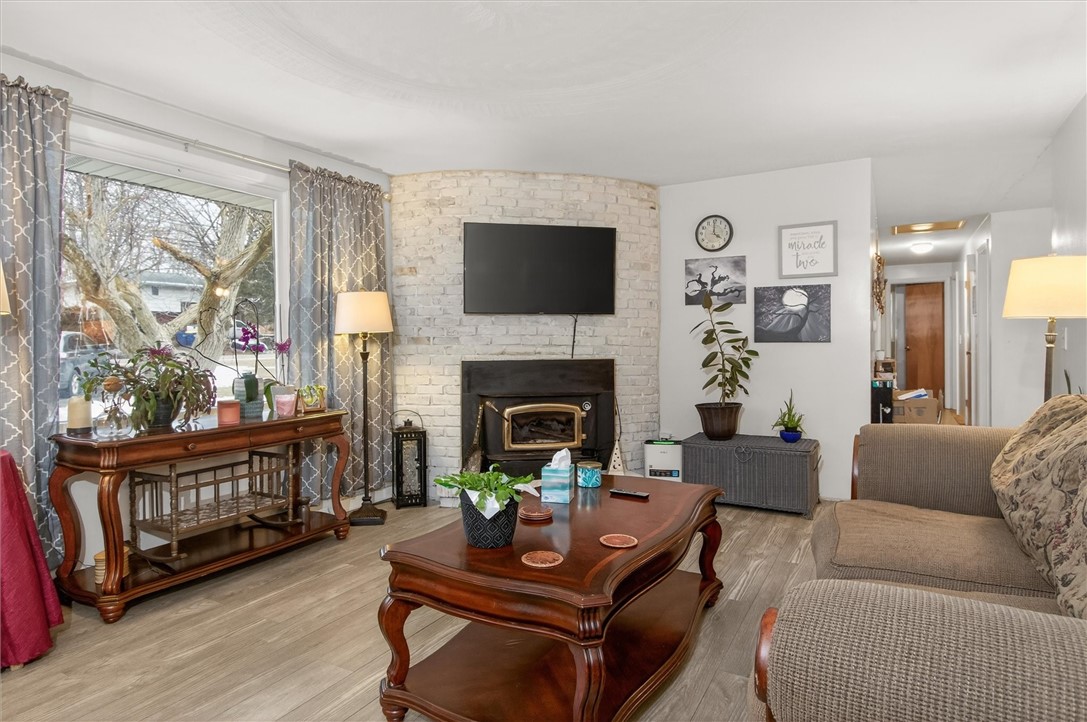 4600 Ontario Center Road Walworth, NY 14568 - Photo 11 of 48 a wow factor room when you walk in front door tons