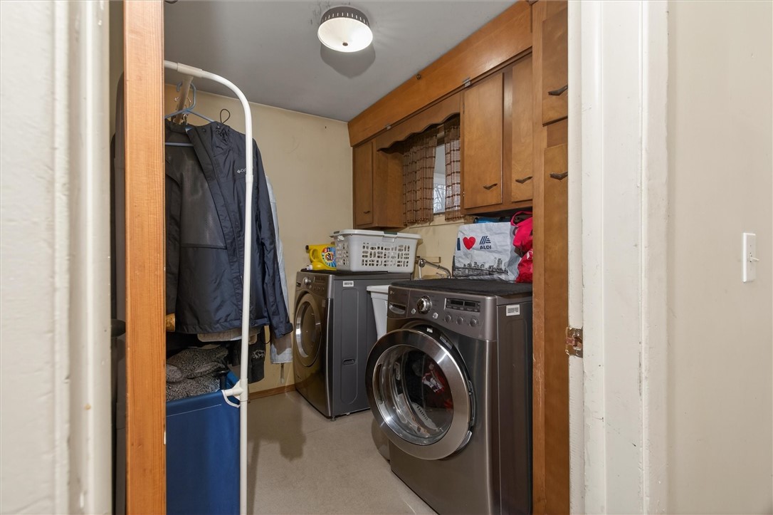 4600 Ontario Center Road Walworth, NY 14568 - Photo 36 of 48