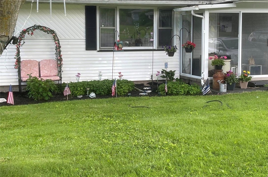 4600 Ontario Center Road Walworth, NY 14568 - Photo 4 of 48