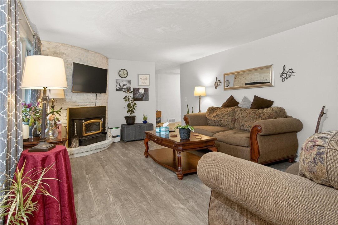 4600 Ontario Center Road Walworth, NY 14568 - Photo 10 of 48 Gorgeous 1st floor livingroom as you walk in