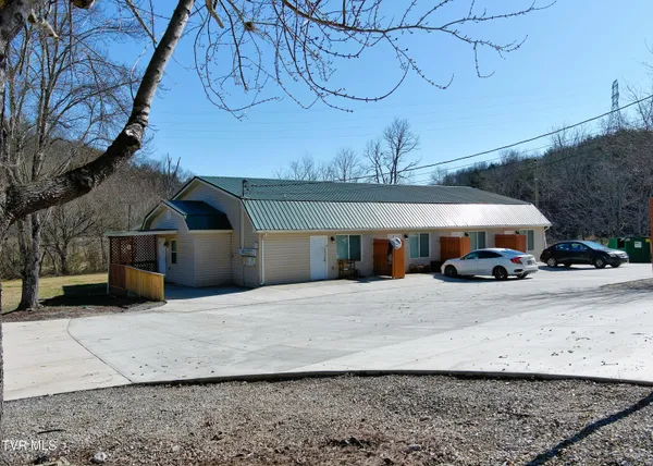 $589,900 | 620 Lovers Lane, Greeneville, TN 37743