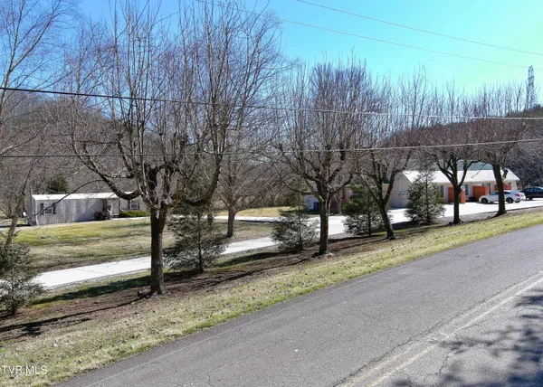 $589,900 | 620 Lovers Lane, Greeneville, TN 37743