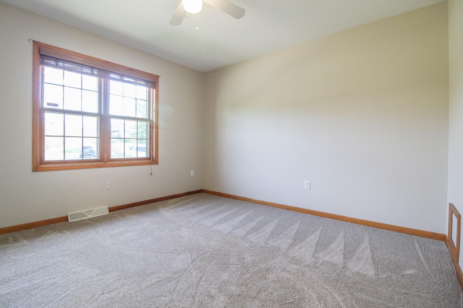 107 Mallard Court Sullivan, WI 53178 - Photo 19 of 50 19