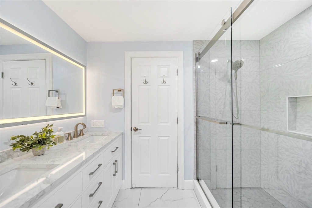 37 Woodcliffe Road Lexington, MA 02421 - Photo 22 of 40 Gallery Image 22