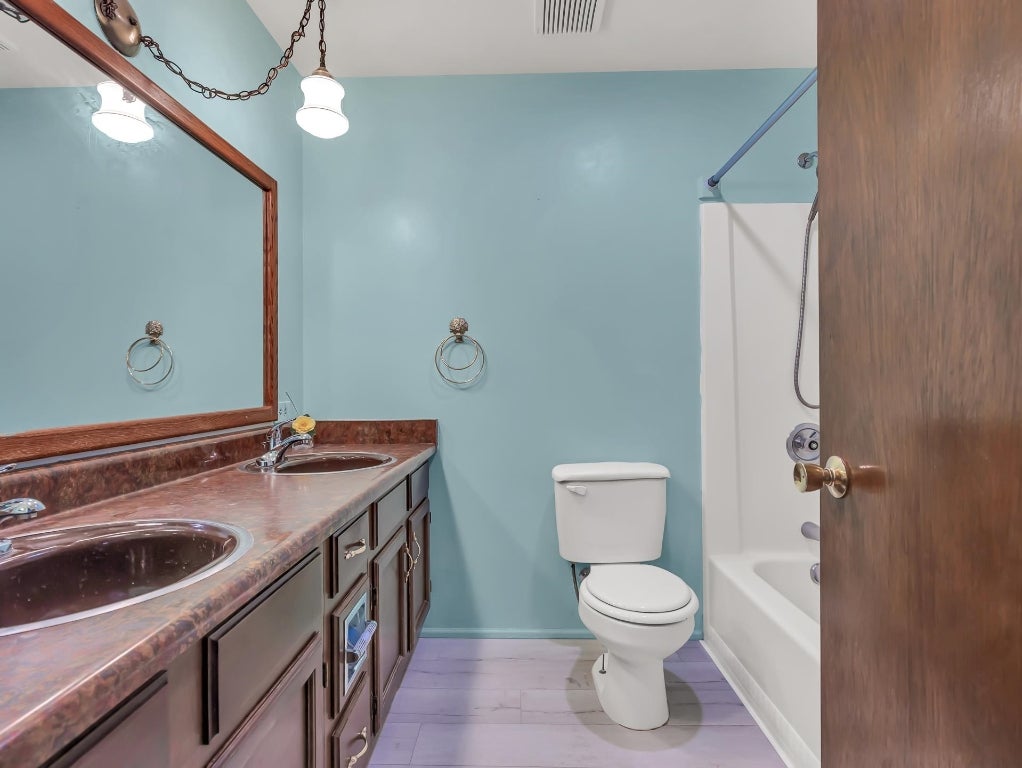 10001 Cram Gulch Road Yreka, CA 96097 - Photo 16 of 32 Gallery Image 16