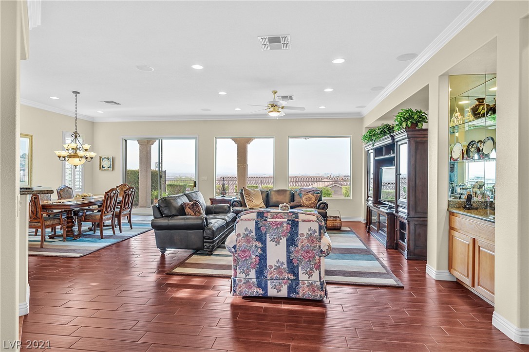 3004 Fort Stanwix Road Henderson, NV 89052 - Photo 4 of 45 Gallery Image 4