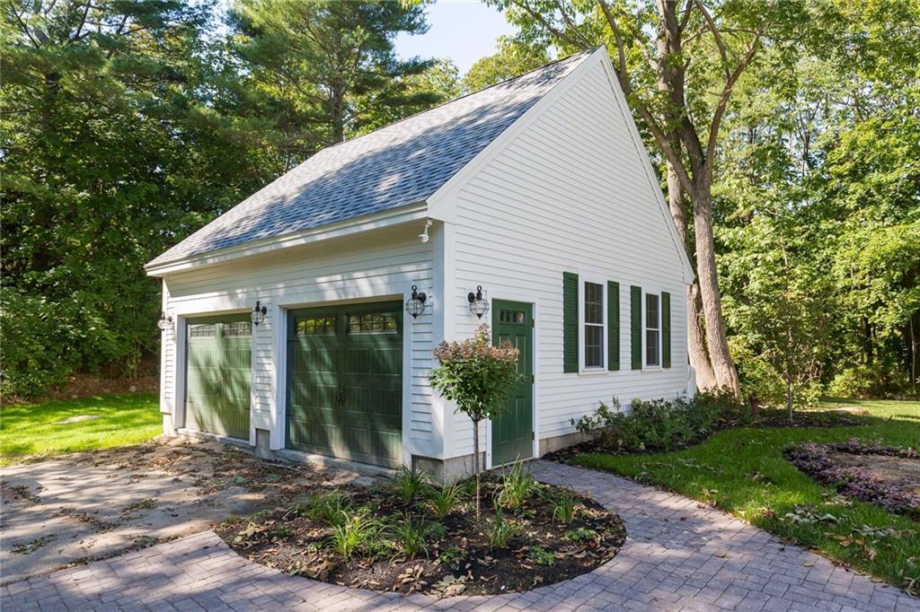 12 Pine Hill Road North Cape Neddick, ME 03902 - Photo 3 of 35 Photo