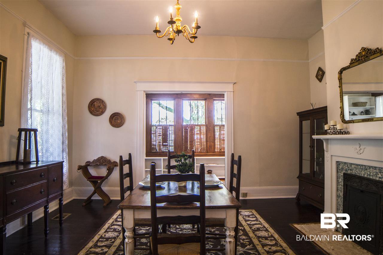134 Margaret Street Mobile, AL 36607 - Photo 7 of 41