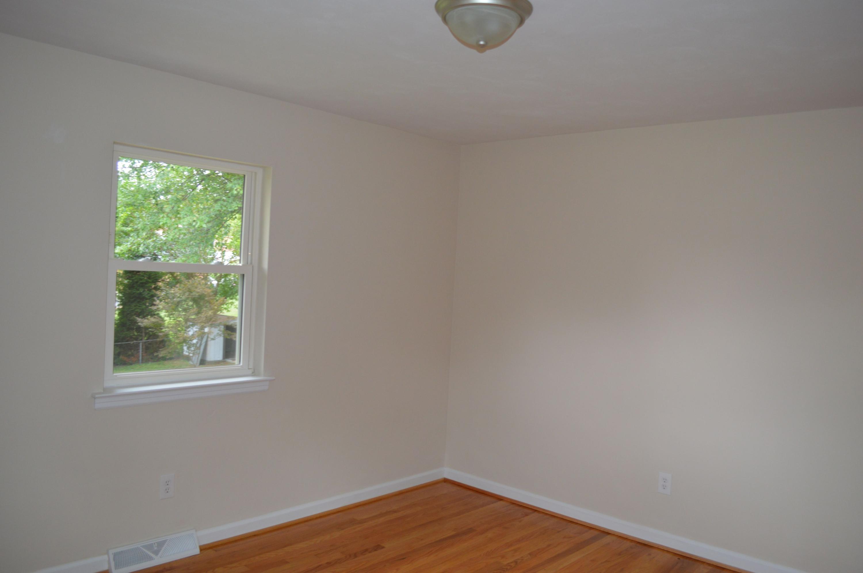 520 Olney Road Vinton, VA 24179 - Photo 19 of 29 a view of a small space with wooden floor and a window