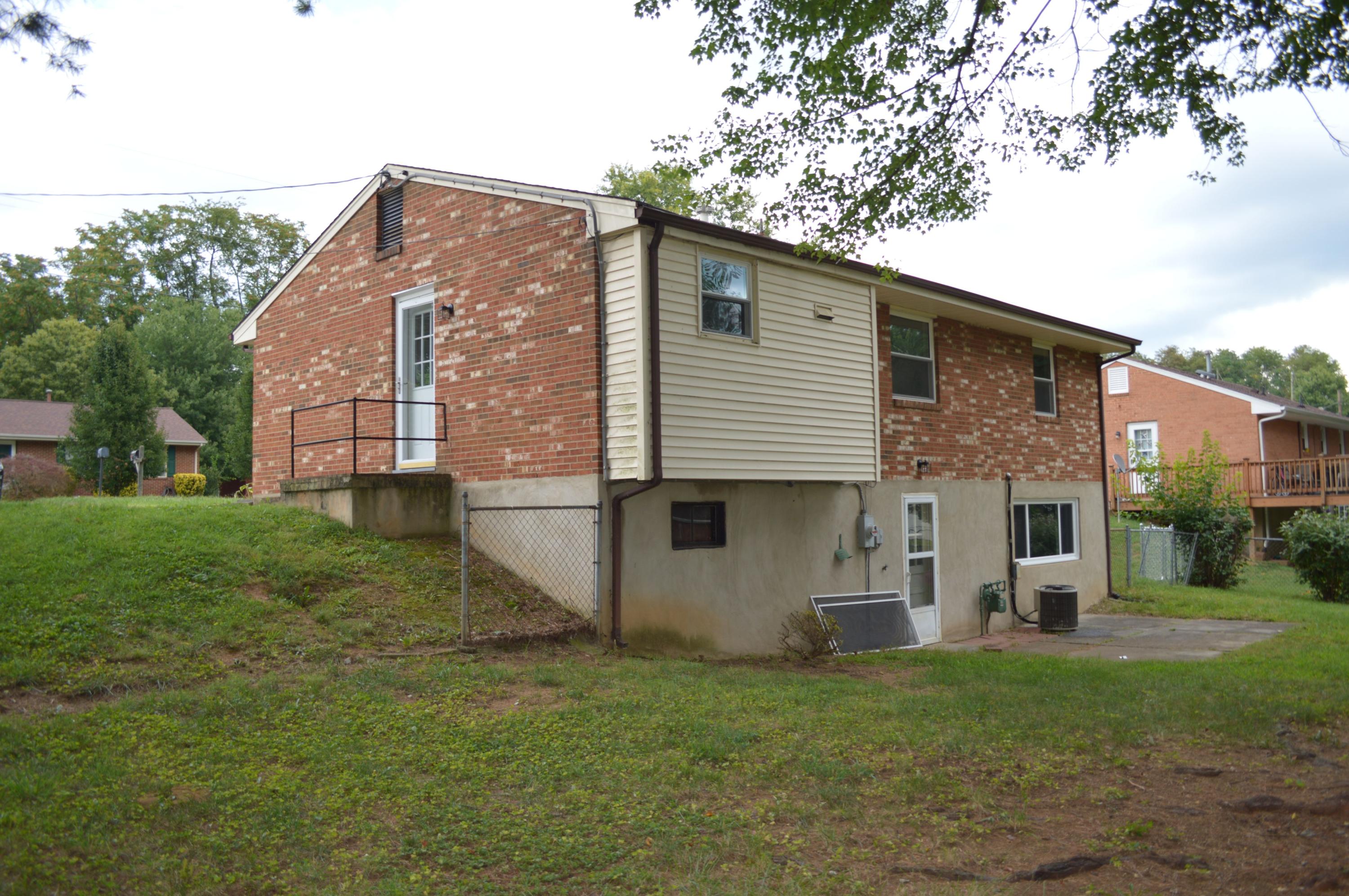 520 Olney Road Vinton, VA 24179 - Photo 25 of 29 a view of a house with a yard