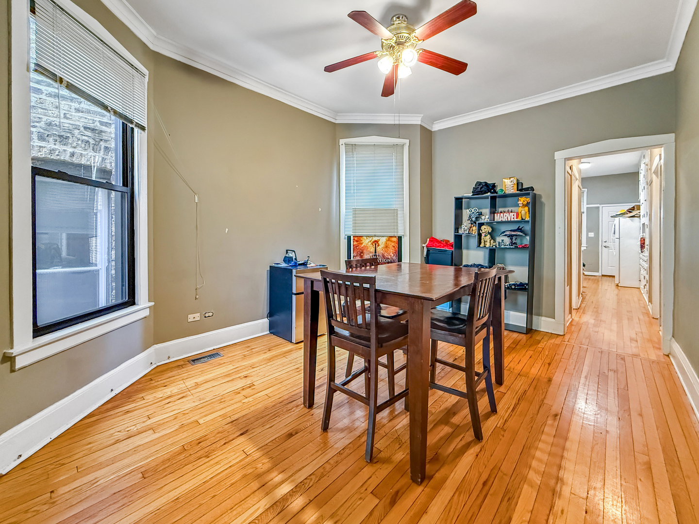 1513 West Addison Street Chicago, IL 60613 - Photo 13 of 33