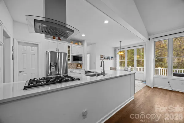 $699,000 | 403 Canonero Drive, Fairview, NC 28730