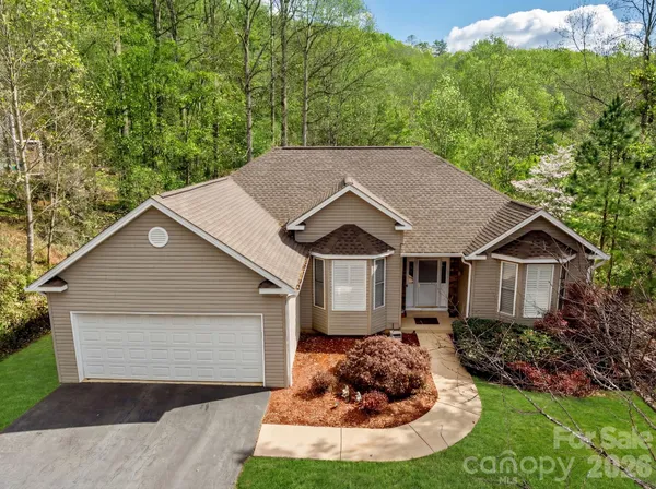 $699,000 | 403 Canonero Drive, Fairview, NC 28730