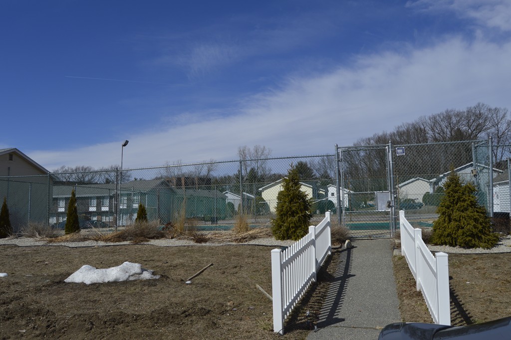945 Riverside Drive, Unit 18D Methuen, MA 01844 - Photo 3 of 9 Gallery Image 3