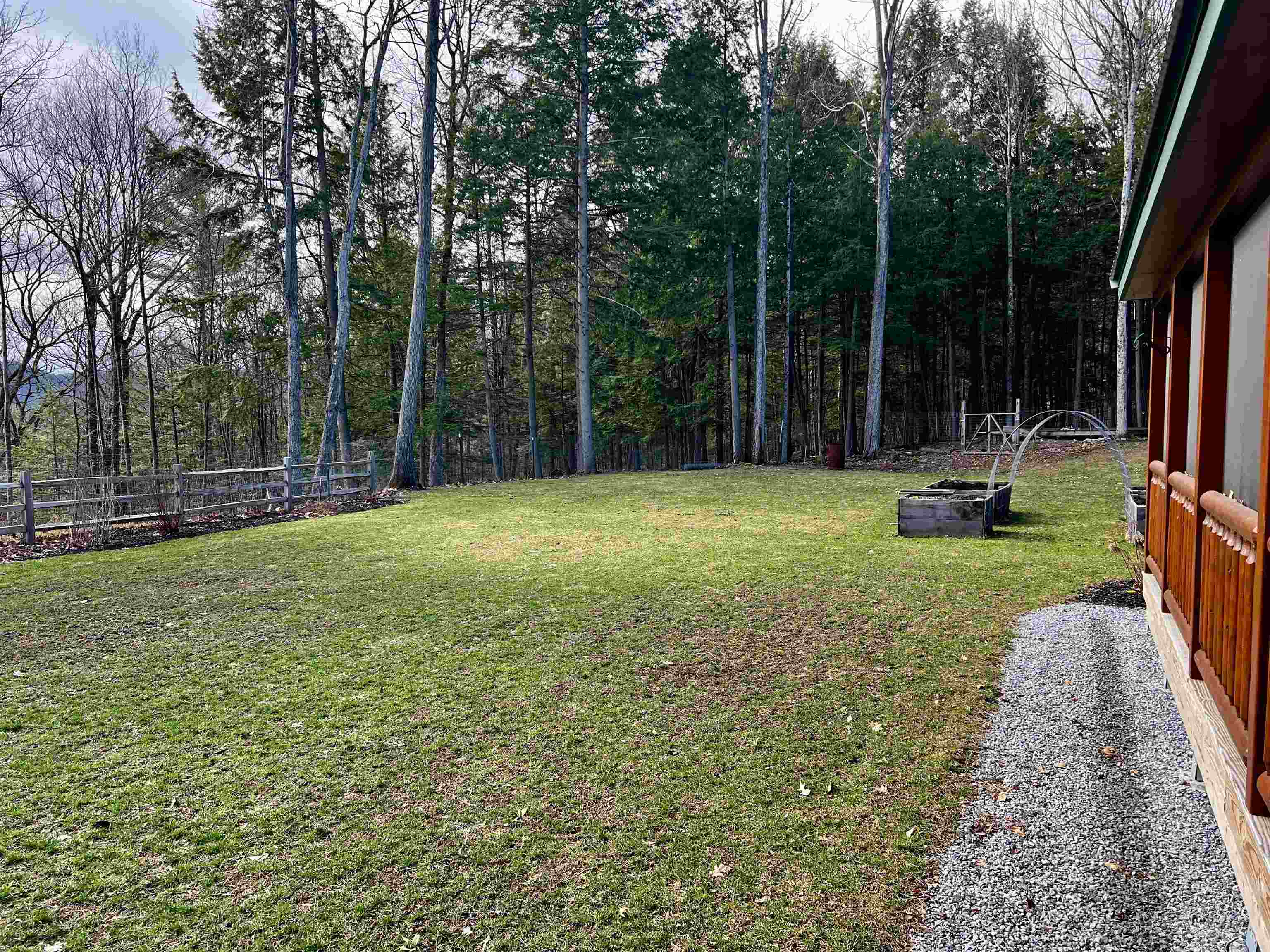 2243 West Lake Road Poultney, VT 05774 - Photo 5 of 60