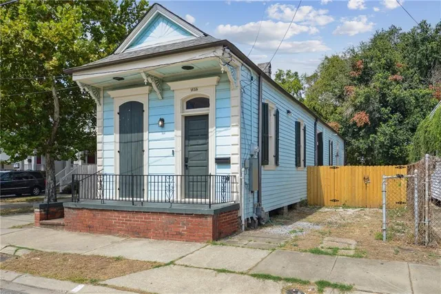 $2,100 | 1659 North Galvez Street, New Orleans, LA 70119