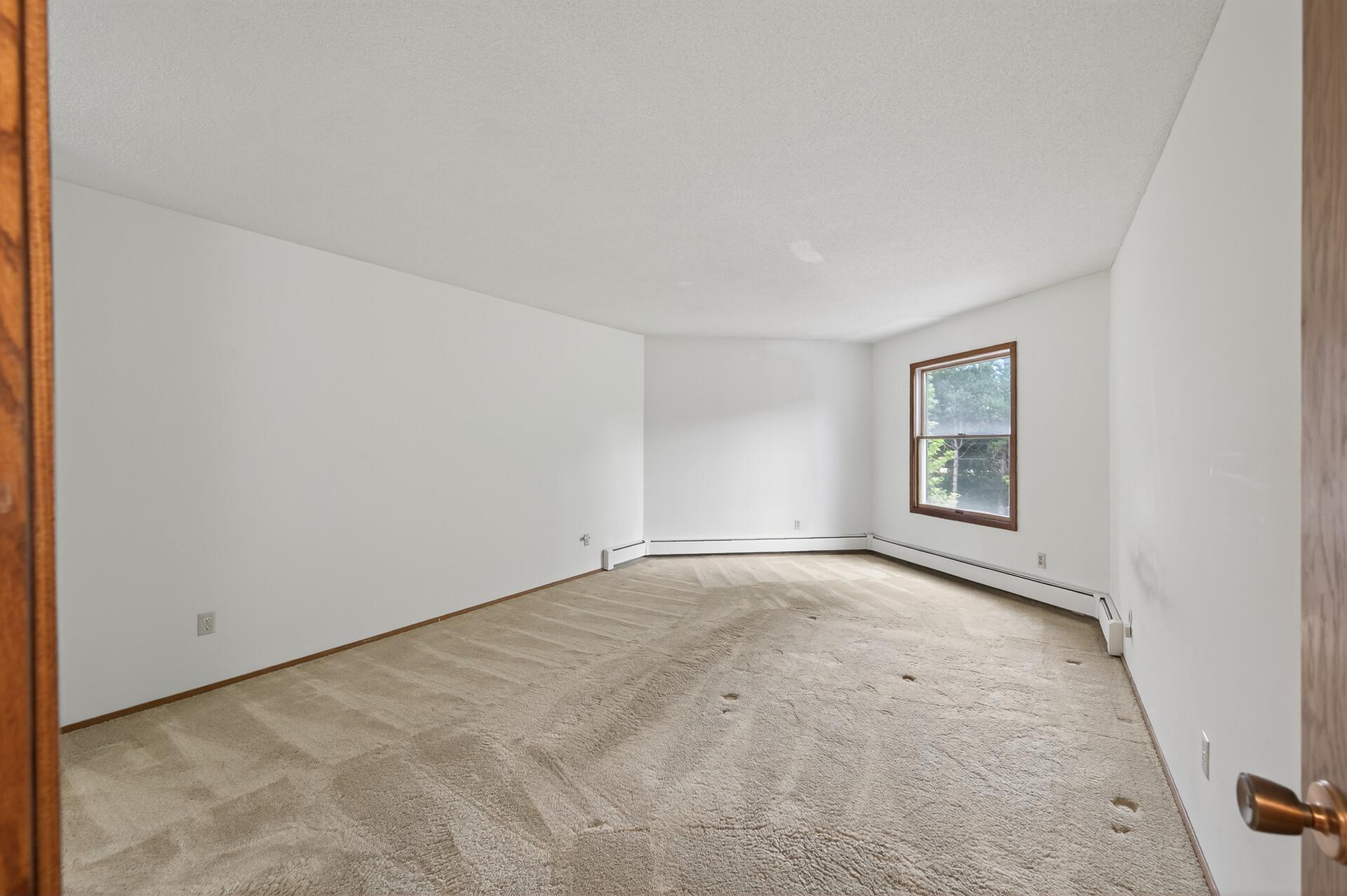 2220 Midland Grove Road, Unit 304 Roseville, MN 55113 - Photo 13 of 30