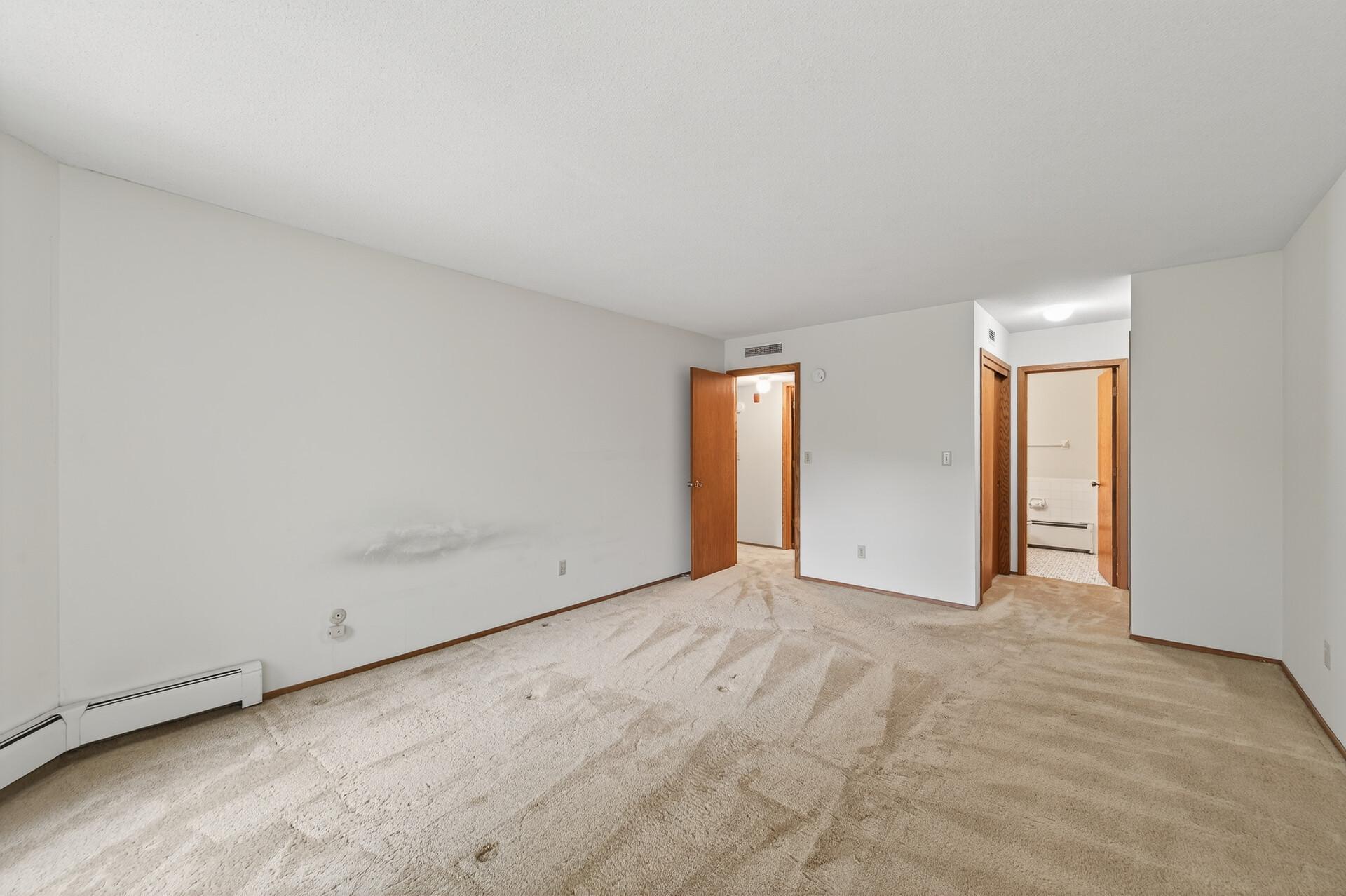 2220 Midland Grove Road, Unit 304 Roseville, MN 55113 - Photo 14 of 30