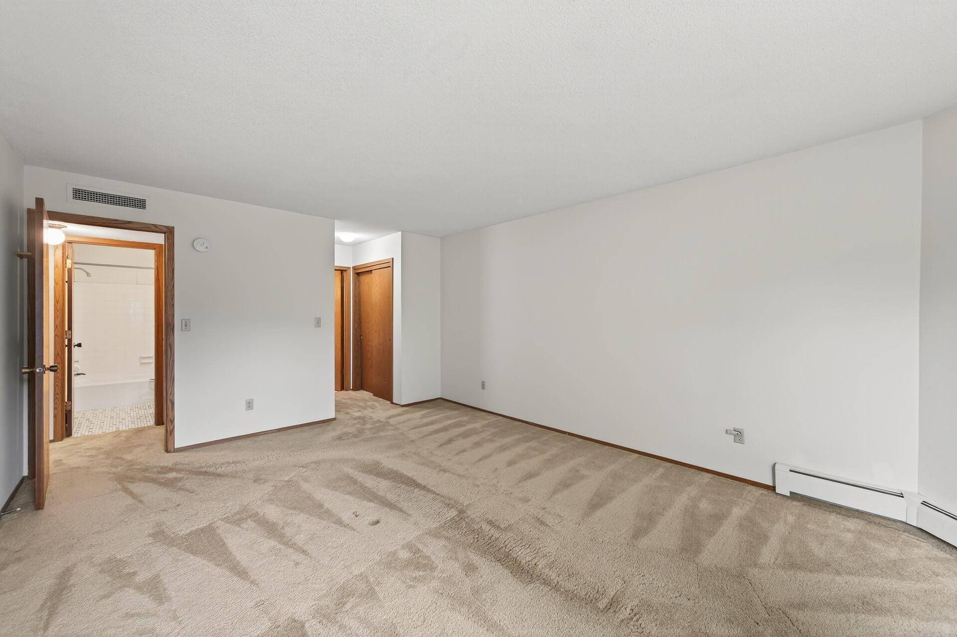 2220 Midland Grove Road, Unit 304 Roseville, MN 55113 - Photo 15 of 30