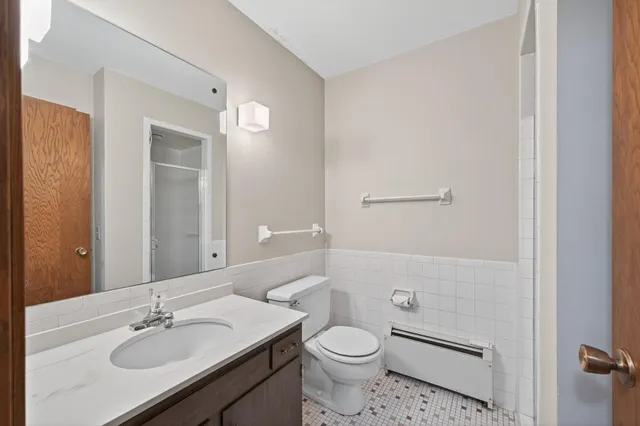 $129,900 | 2220 Midland Grove Road, Unit 304, Roseville, MN 55113