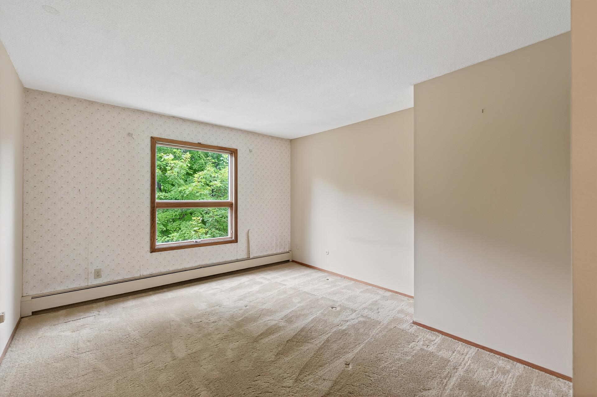 2220 Midland Grove Road, Unit 304 Roseville, MN 55113 - Photo 18 of 30