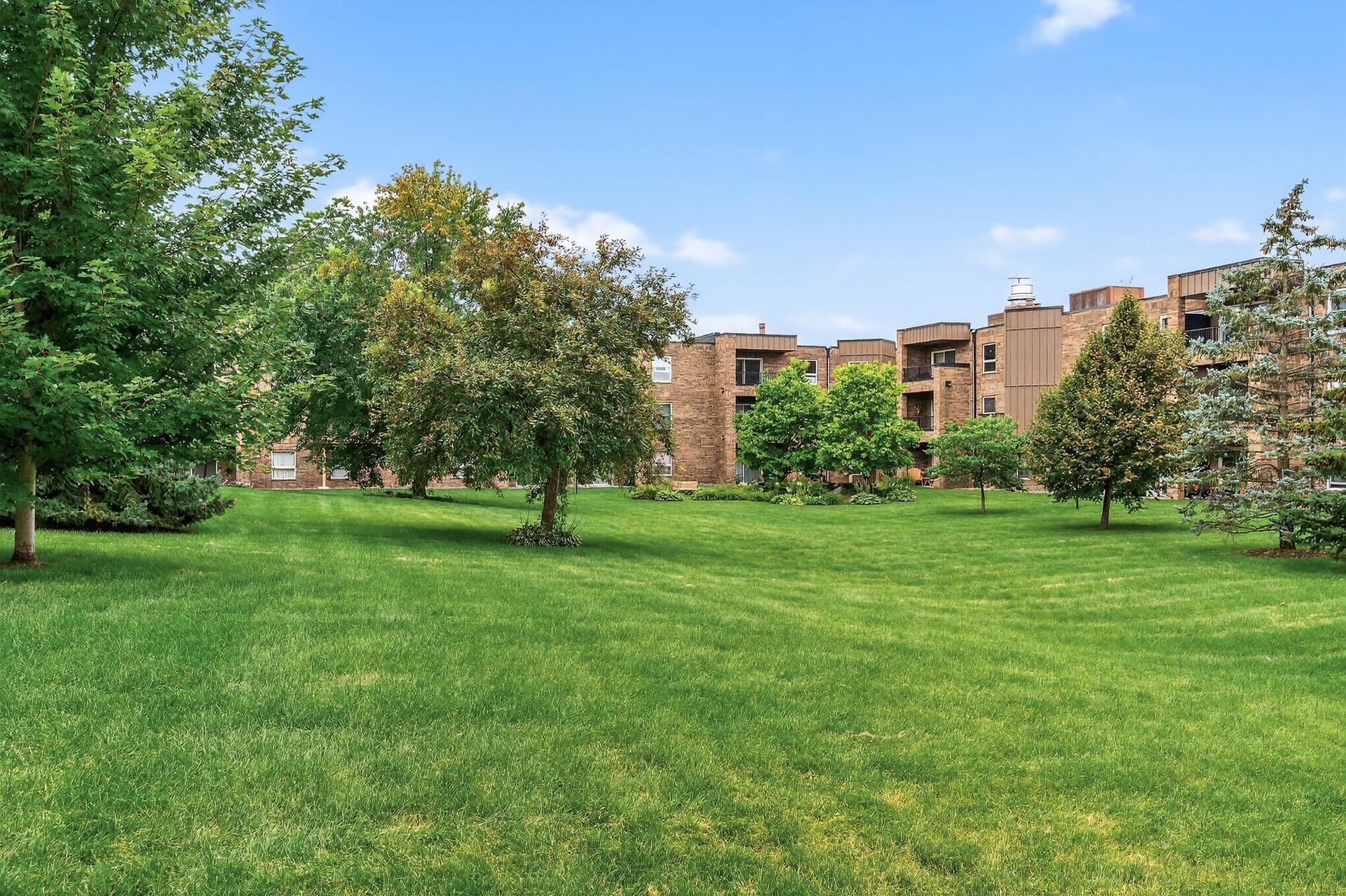 2220 Midland Grove Road, Unit 304 Roseville, MN 55113 - Photo 25 of 30