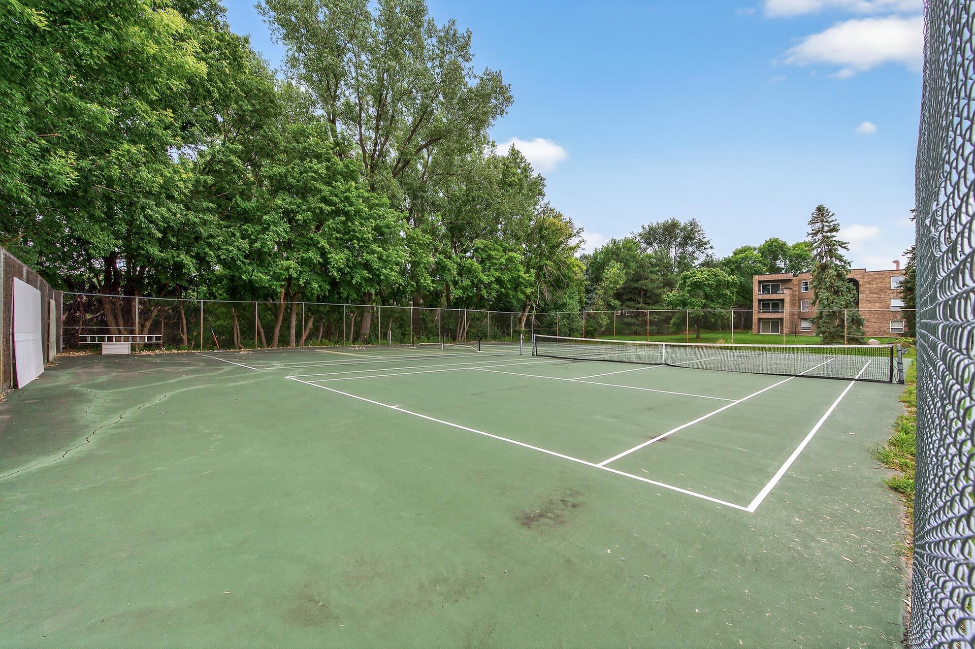 2220 Midland Grove Road, Unit 304 Roseville, MN 55113 - Photo 29 of 30