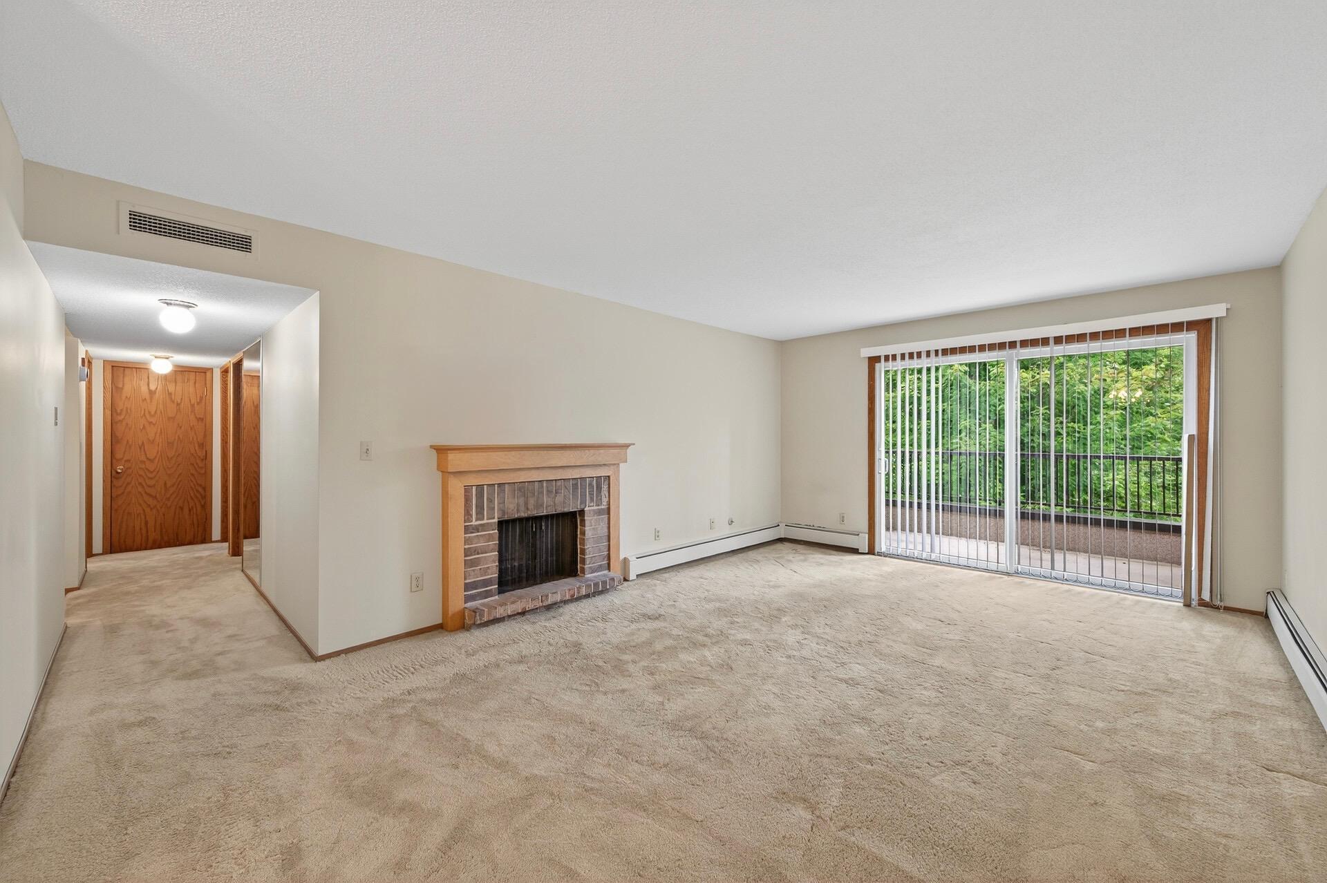 2220 Midland Grove Road, Unit 304 Roseville, MN 55113 - Photo 7 of 30