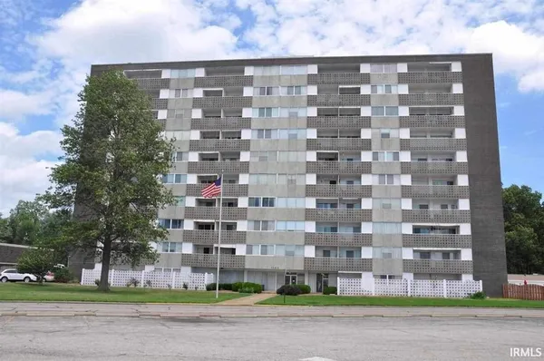 $1,600 | 1100 Erie Avenue, Unit 802, Evansville, IN 47715