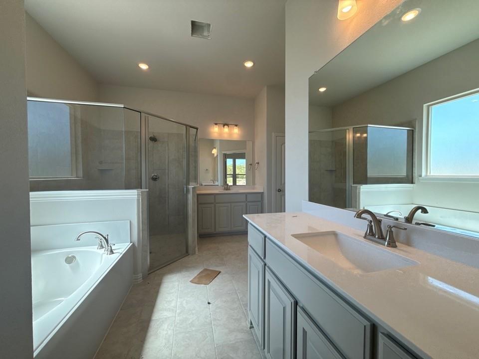 605 Tay Tay Way Springtown, TX 76082 - Photo 15 of 19 a bathroom with a sink a toilet and shower