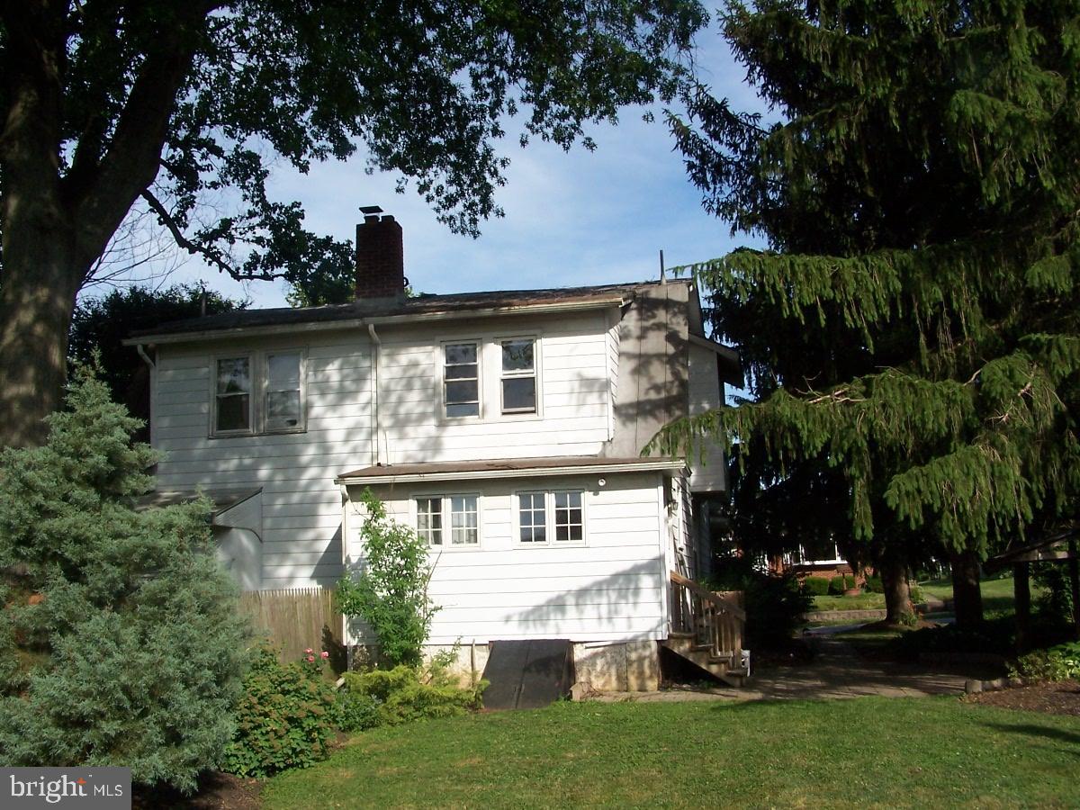415 Washington Street Spring City, PA 19475 - Photo 16 of 37