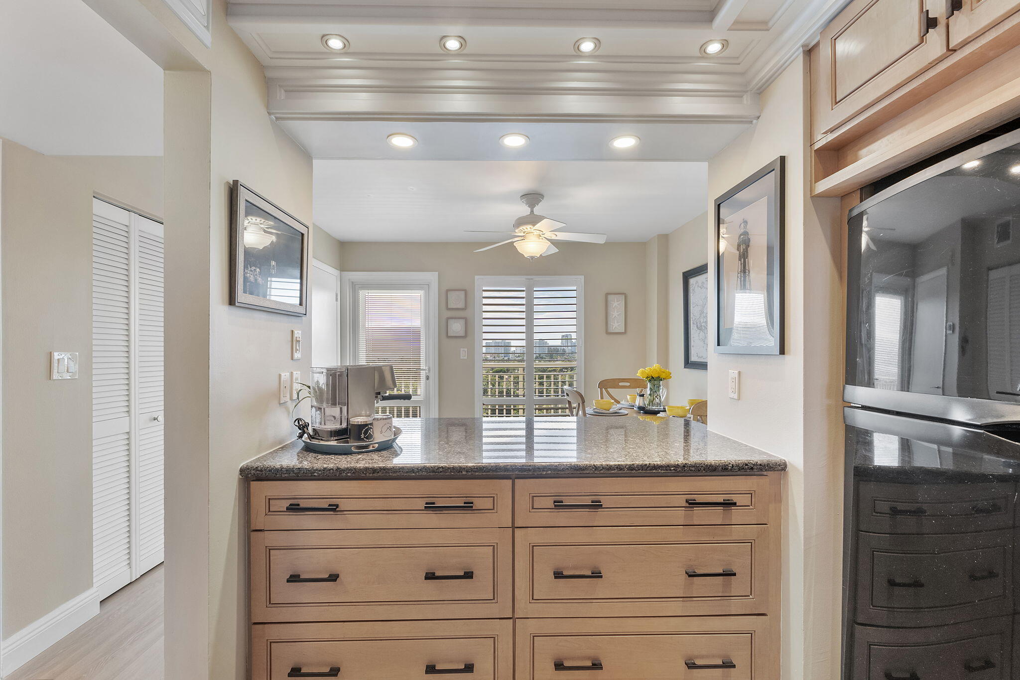 2611 North Riverside Drive, Unit 1002 Pompano Beach, FL 33062 - Photo 10 of 40 Kitchen