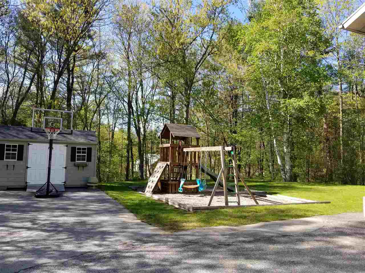 16 Hazel Wood Road Hudson, NH 03051 - Photo 14 of 15 Gallery Image 14