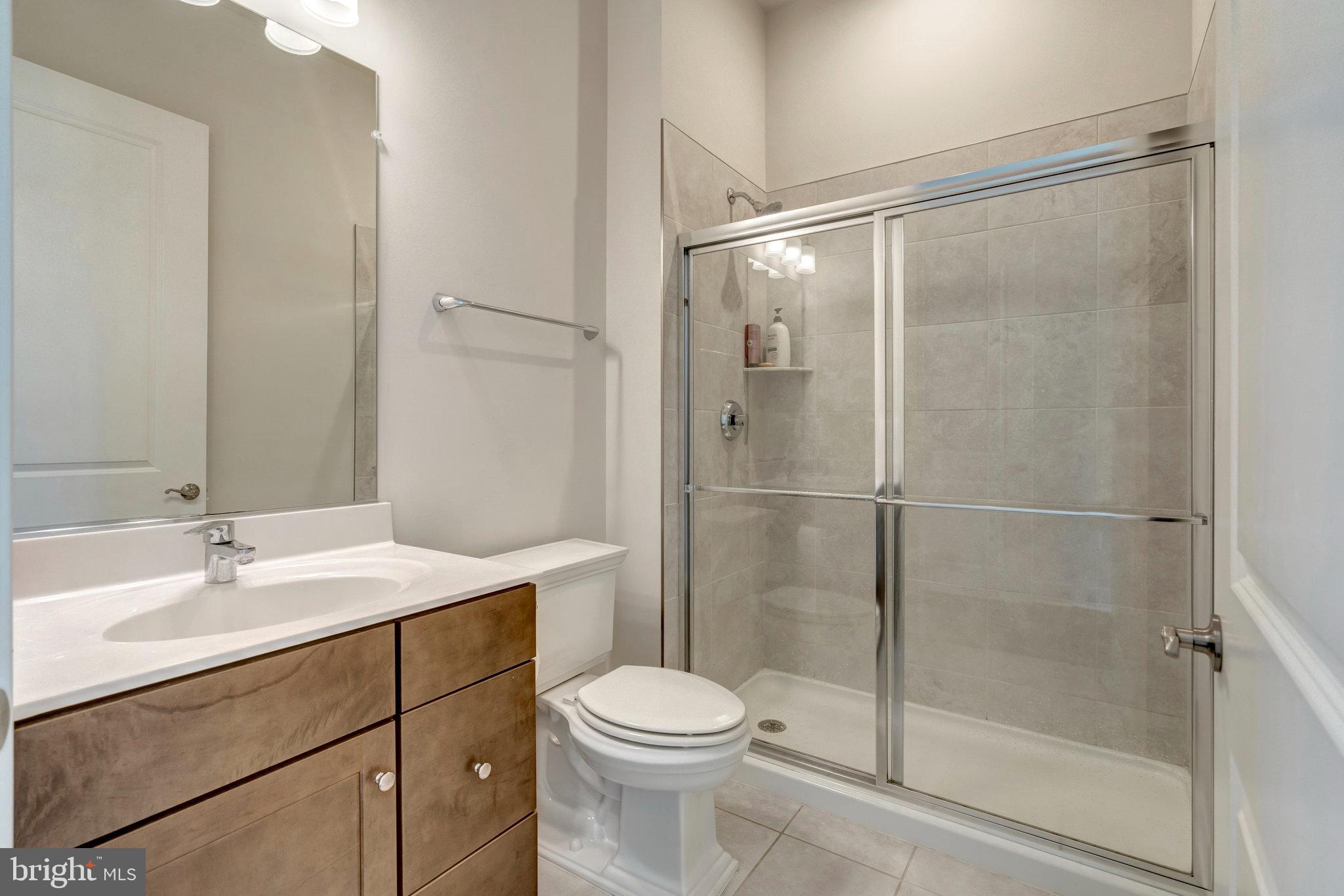 7386 Sugar Magnolia Loop Gainesville, VA 20155 - Photo 33 of 78 Main Level Full En Suite