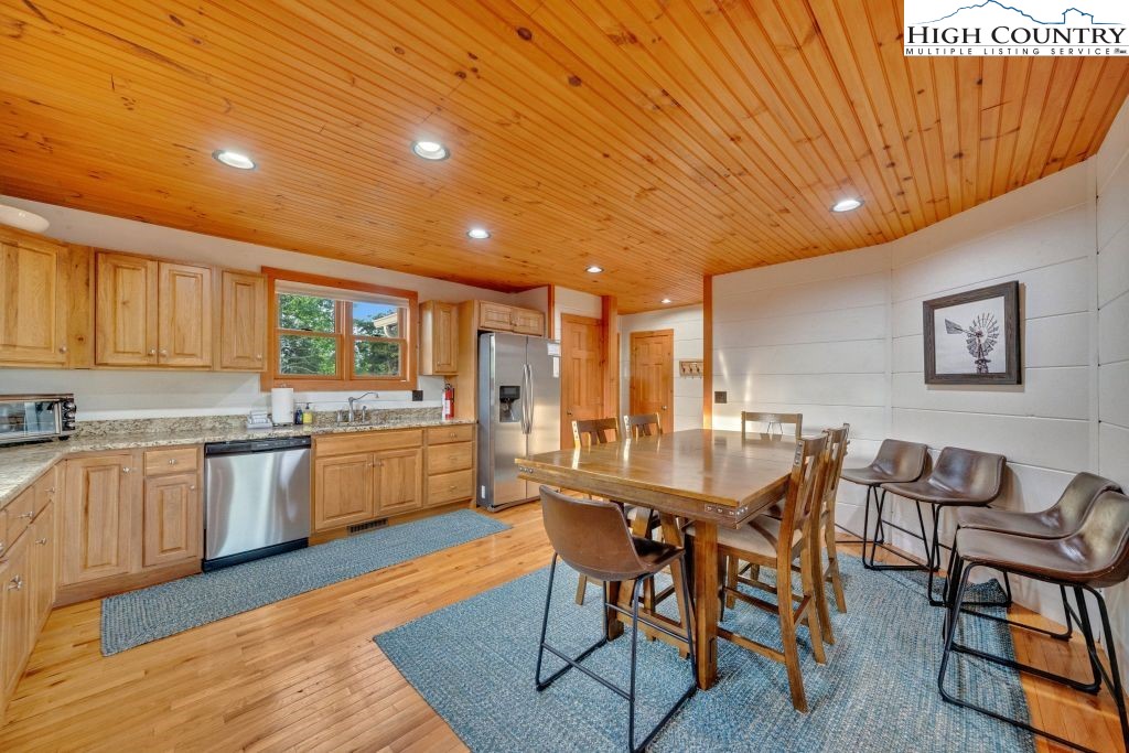 304 Jones Moretz Road Boone, NC 28607 - Photo 14 of 50 Gallery Image 14
