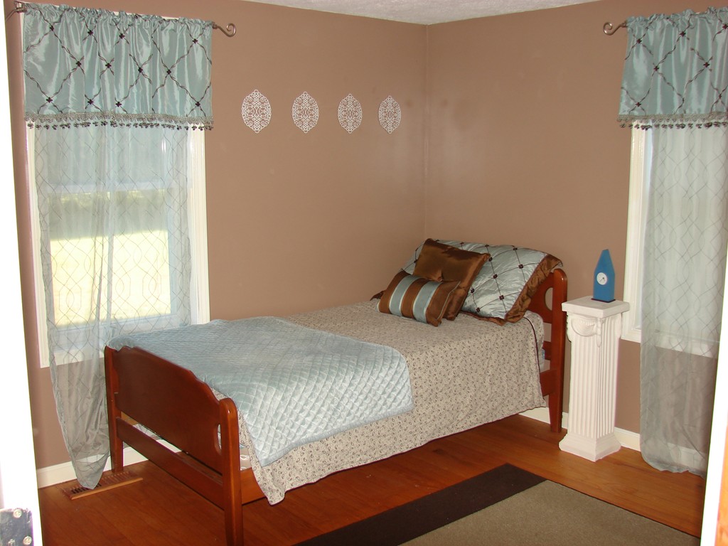 323 Bay Road Belchertown, MA 01007 - Photo 7 of 30 Gallery Image 7