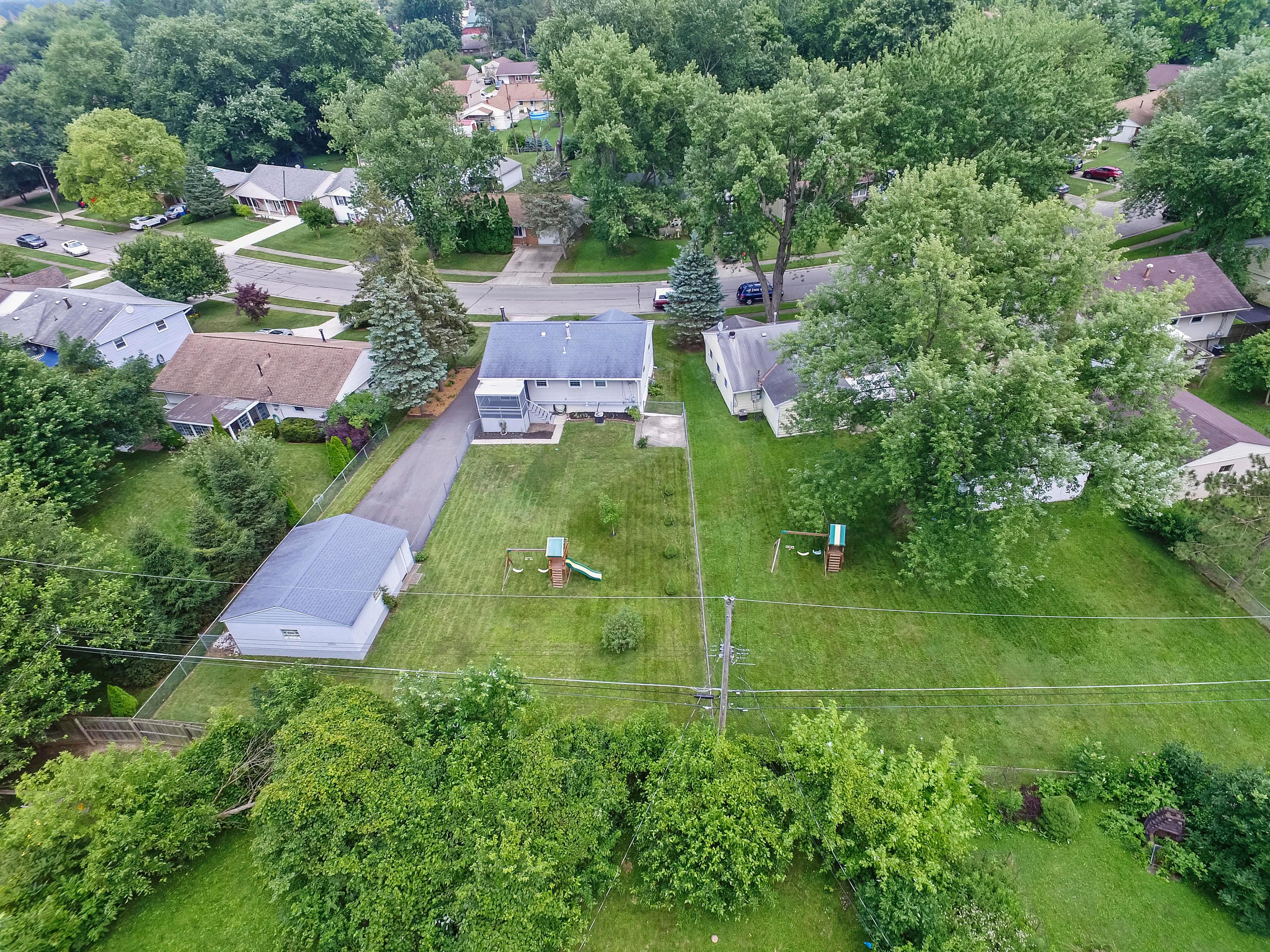 187 Regents Road Columbus, OH 43230 - Photo 23 of 32