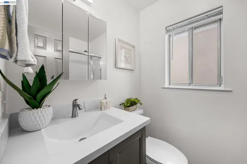 $549,000 | 4019 East 16th Street, Oakland, CA 94601