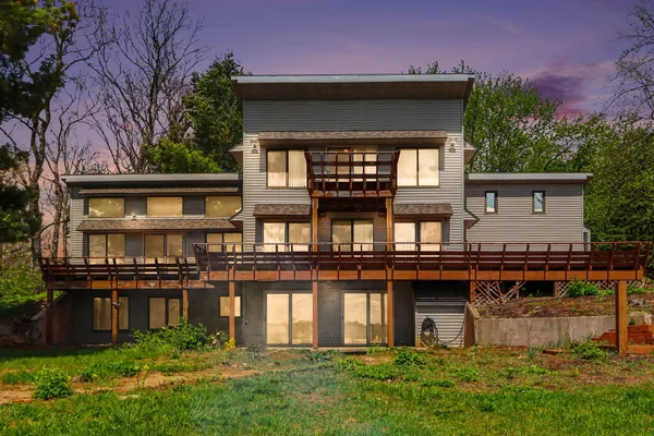$629,000 | 25951 Lantern Circle, Sturgis, MI 49091
