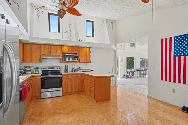 $629,000 | 25951 Lantern Circle, Sturgis, MI 49091