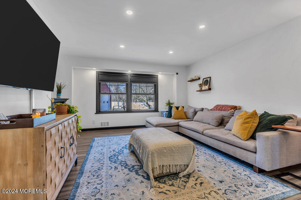 839 Lloyd Road Aberdeen, NJ 07747 - Photo 22 of 67 027_dsc03273aa