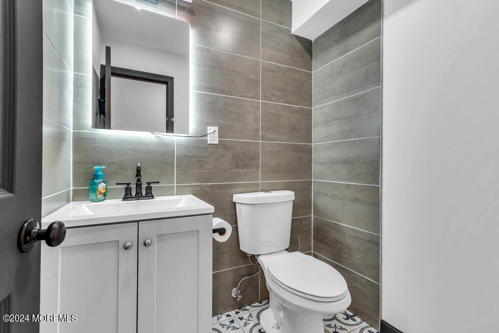 839 Lloyd Road Aberdeen, NJ 07747 - Photo 30 of 67 034_dsc03308aa