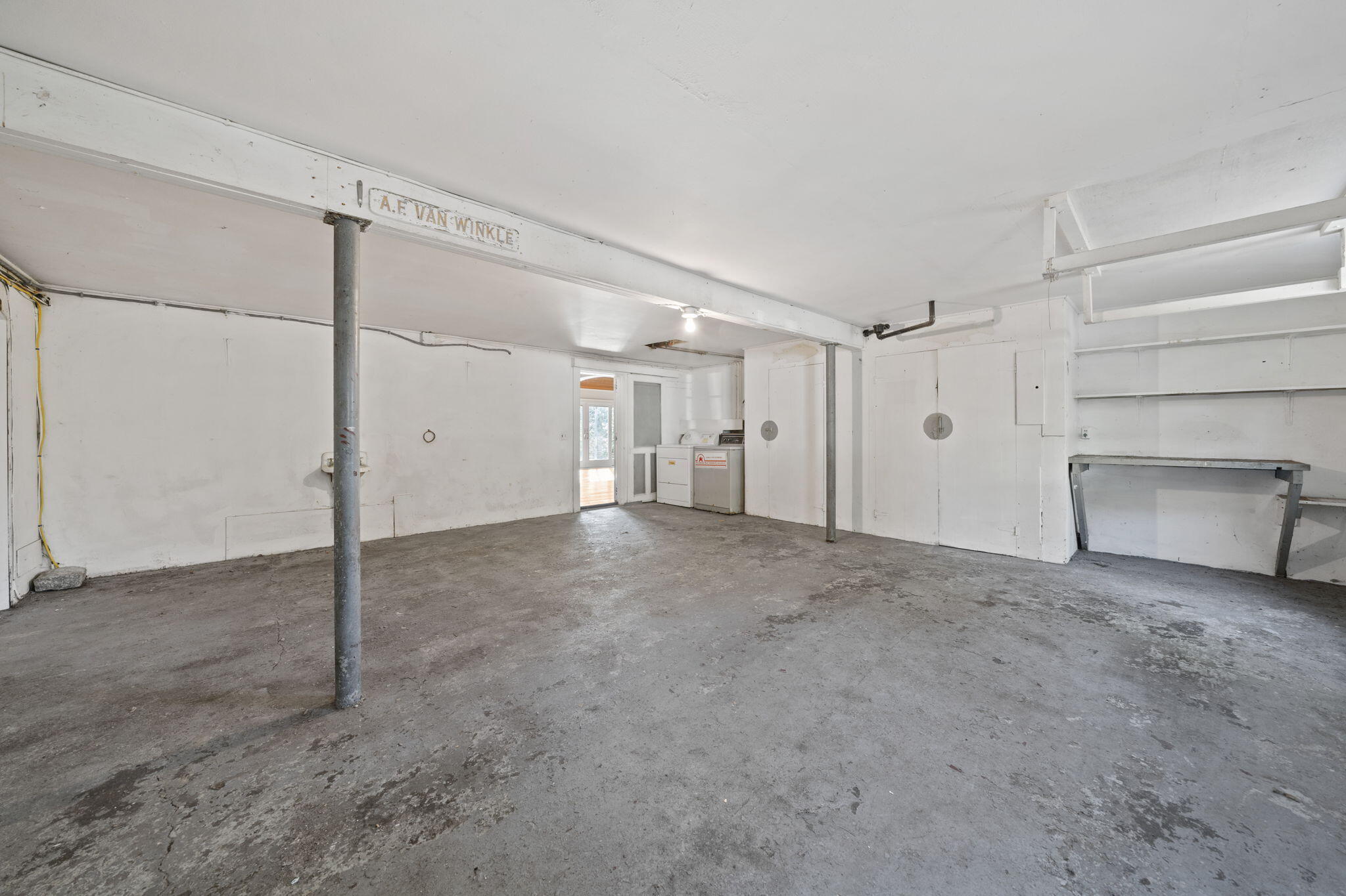 18 Winfield Way Osterville, MA 02655 - Photo 18 of 47 Garage