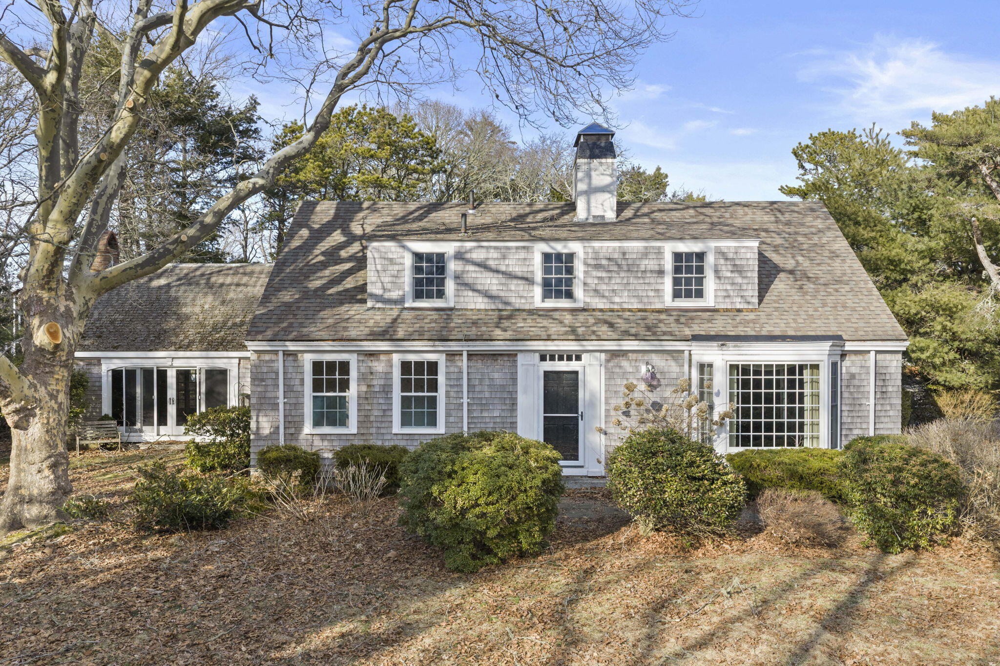 18 Winfield Way Osterville, MA 02655 - Photo 2 of 47 Front of Home