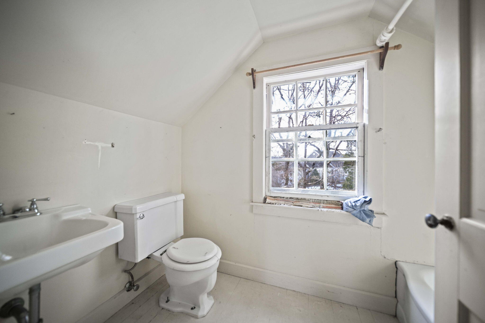 18 Winfield Way Osterville, MA 02655 - Photo 29 of 47 Full Bath (unheated)