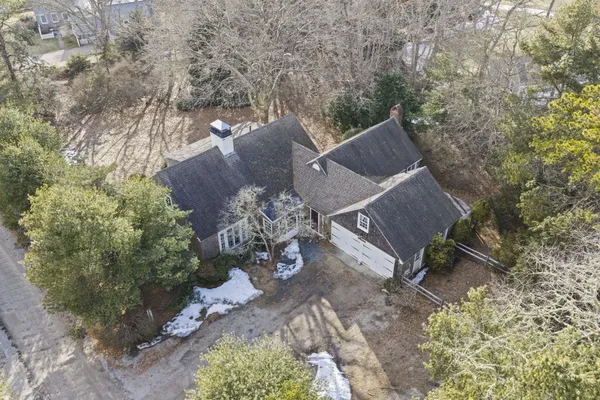 $2,999,000 | 18 Winfield Way, Osterville, MA 02655