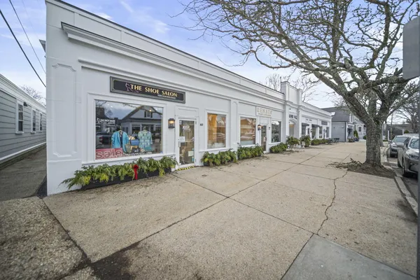 $2,999,000 | 18 Winfield Way, Osterville, MA 02655
