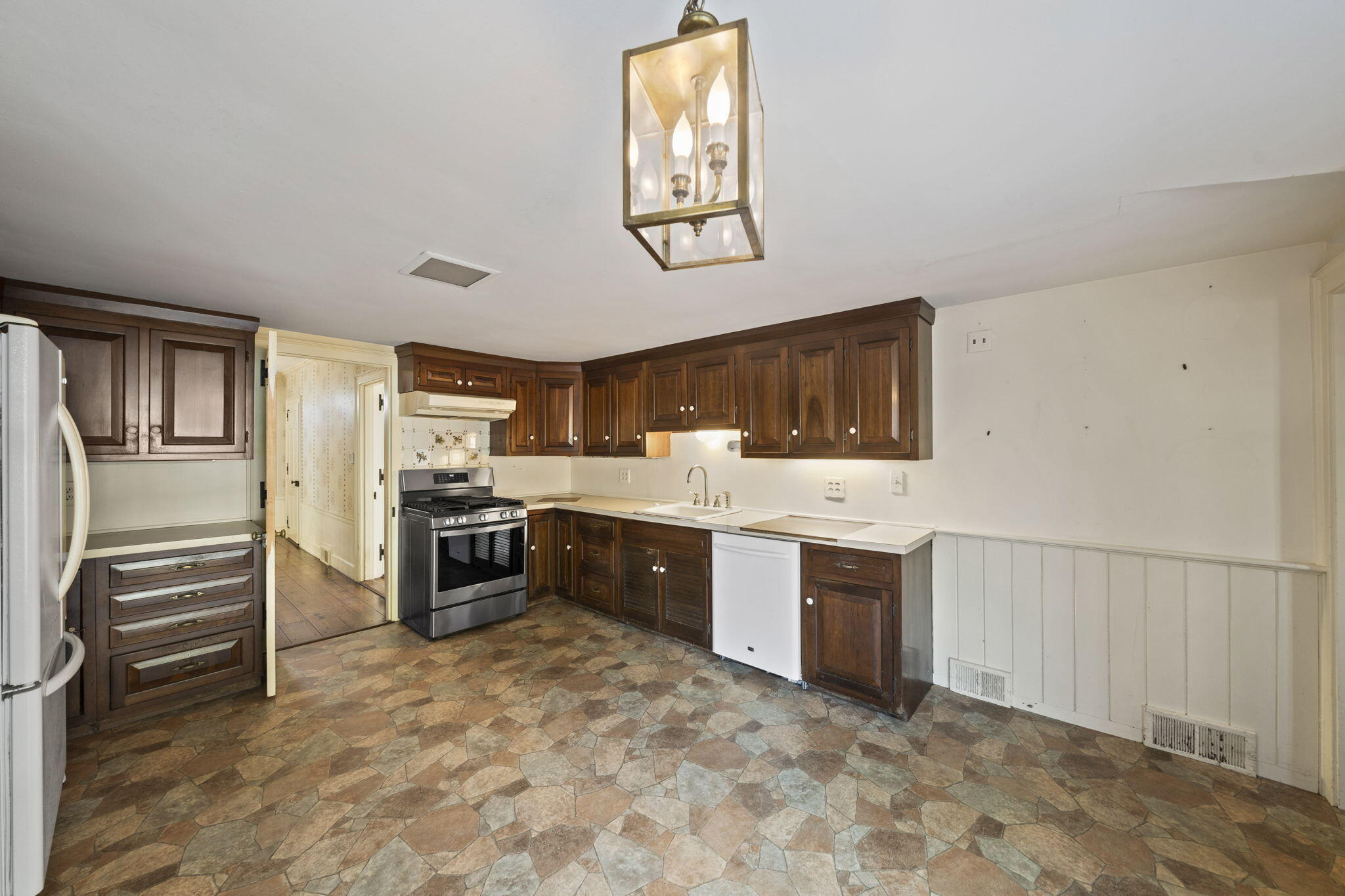 18 Winfield Way Osterville, MA 02655 - Photo 5 of 47 Kitchen