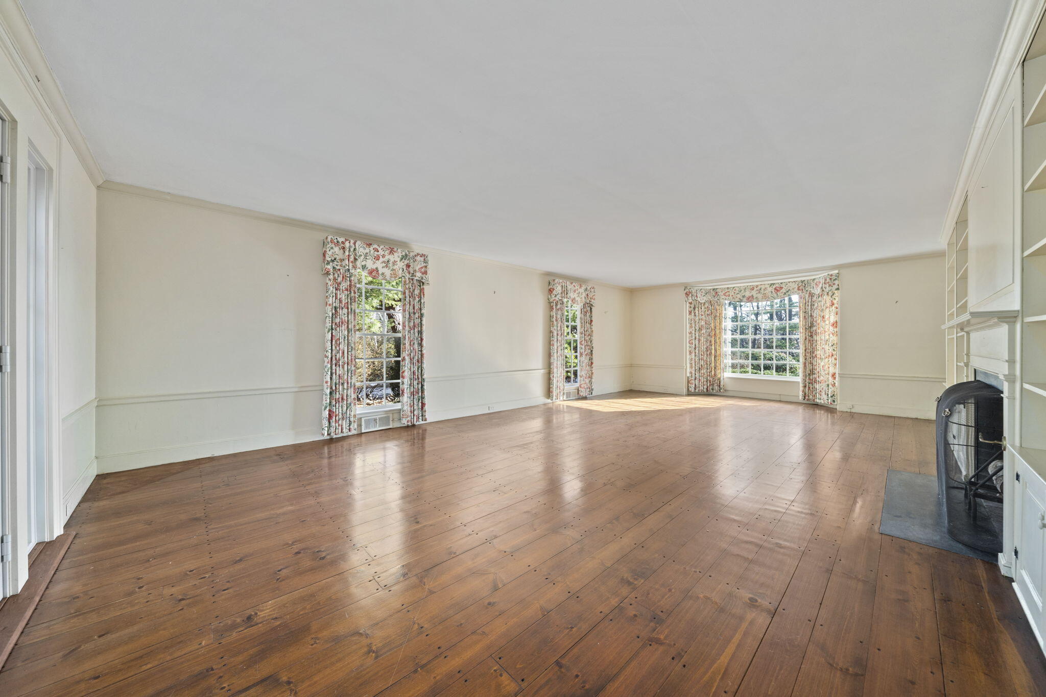 18 Winfield Way Osterville, MA 02655 - Photo 8 of 47 Living Room